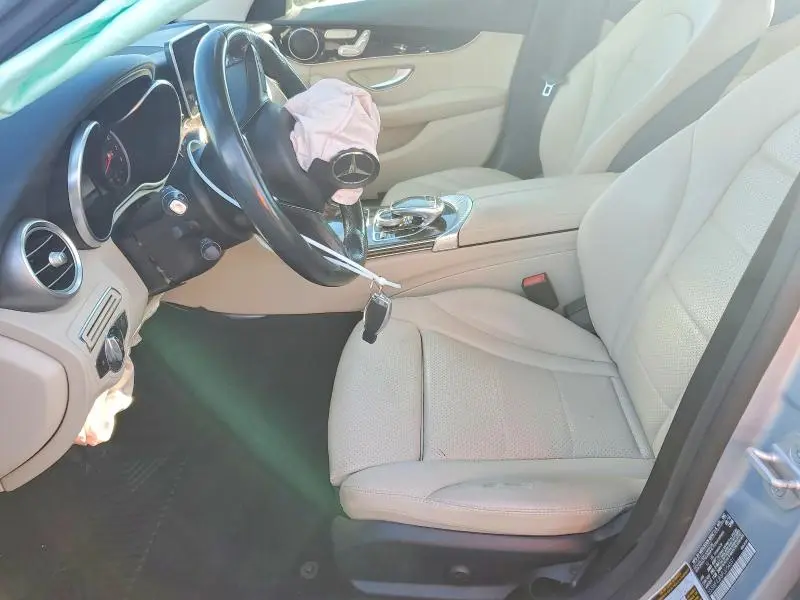 2015 MERCEDES-BENZ C 300  