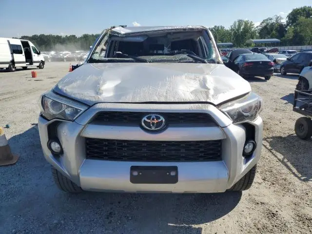 2019 TOYOTA 4RUNNER SR5/SR5 PREMIUM  
