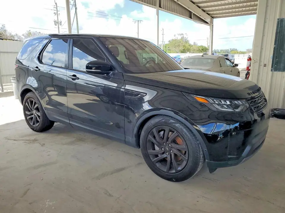 2020 LAND ROVER DISCOVERY SE  