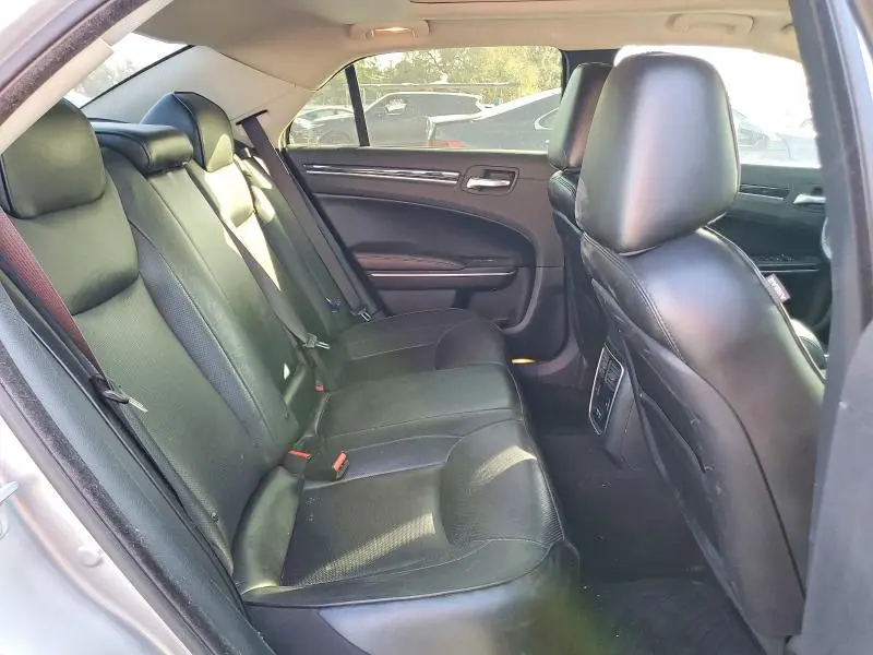 2020 CHRYSLER 300 LIMITED  