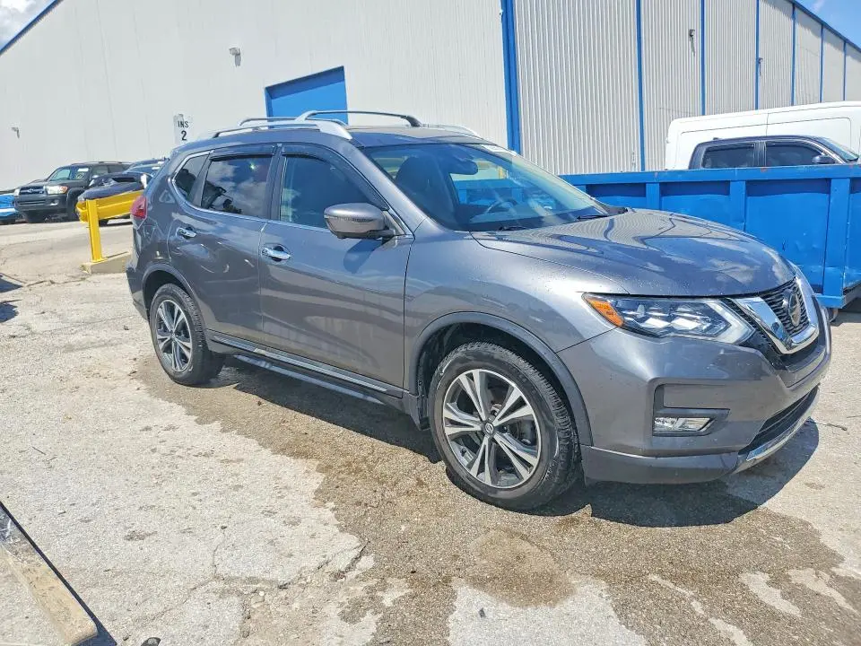 2018 NISSAN ROGUE S  