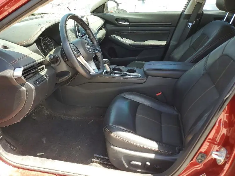 2019 NISSAN ALTIMA SR  