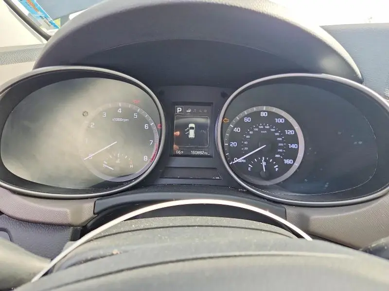 2018 HYUNDAI SANTA FE SE  