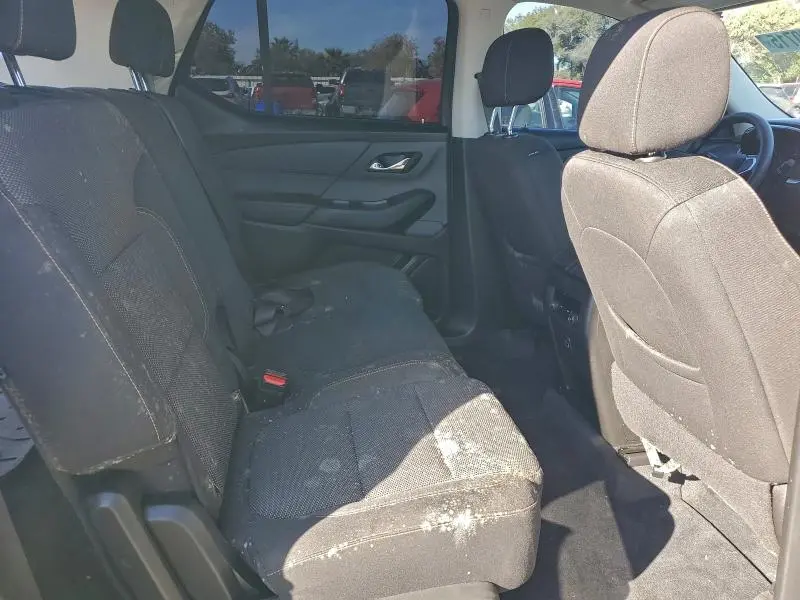 2021 CHEVROLET TRAVERSE LS  