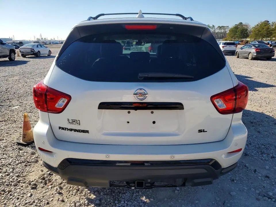 2019 NISSAN PATHFINDER SL  