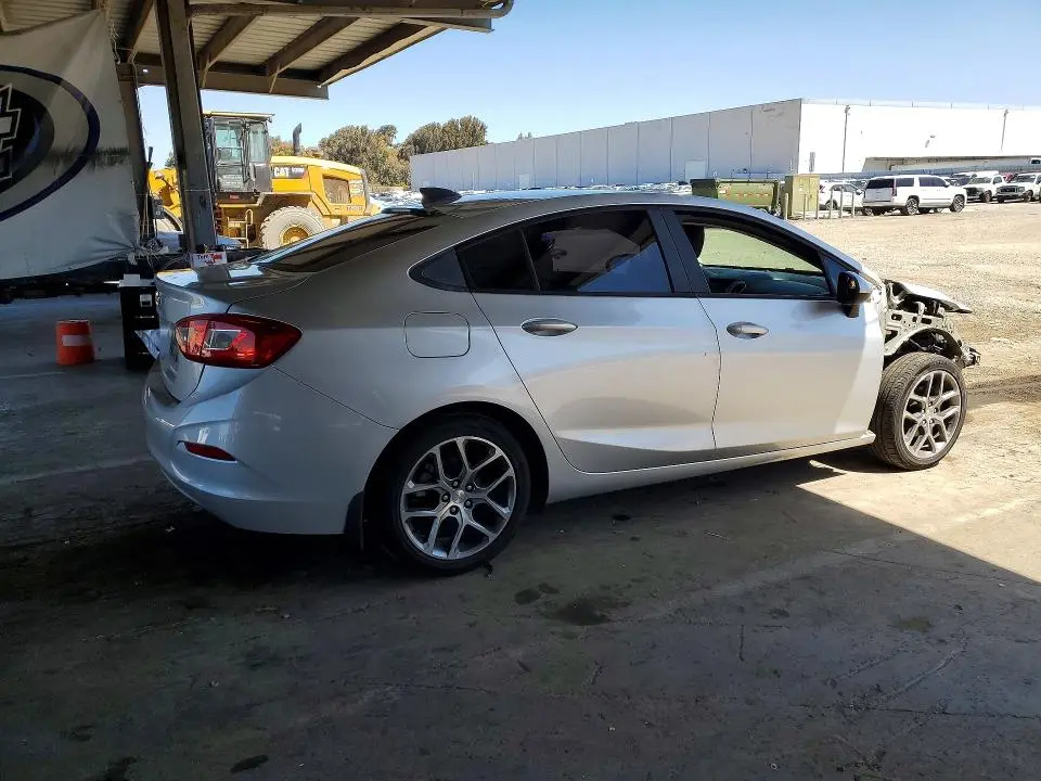 2016 CHEVROLET CRUZE LS  