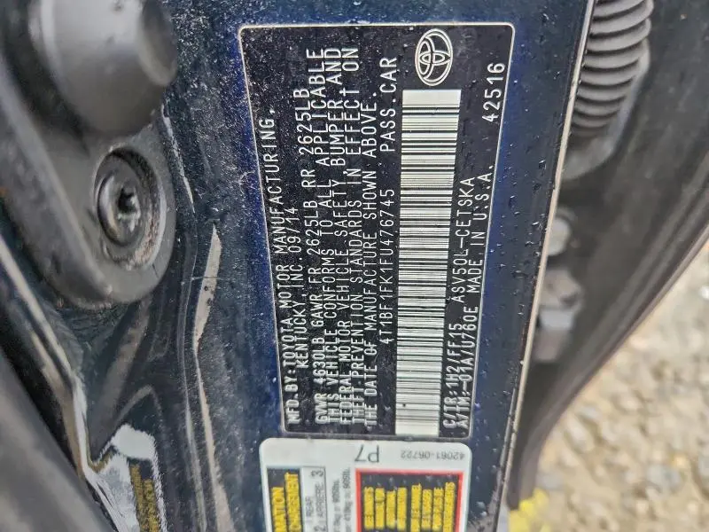 2015 TOYOTA CAMRY LE  