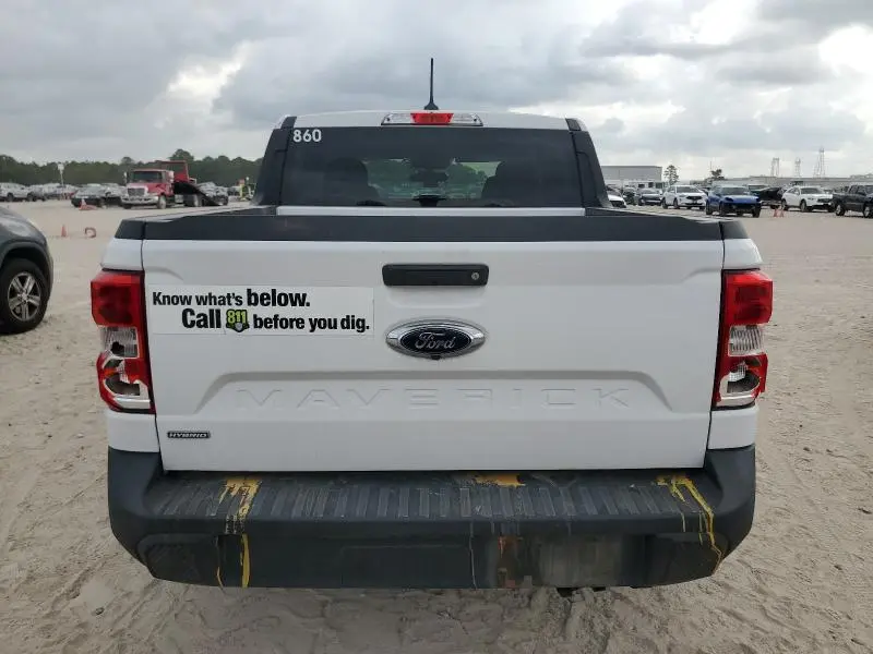 2022 FORD MAVERICK XL  