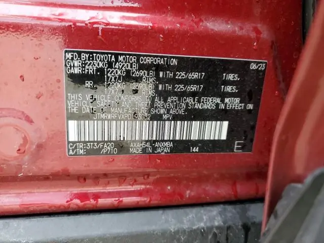 2023 TOYOTA RAV4 XLE  
