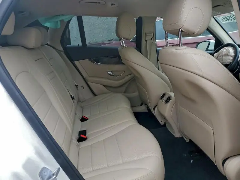2017 MERCEDES-BENZ GLC 300 4MATIC  