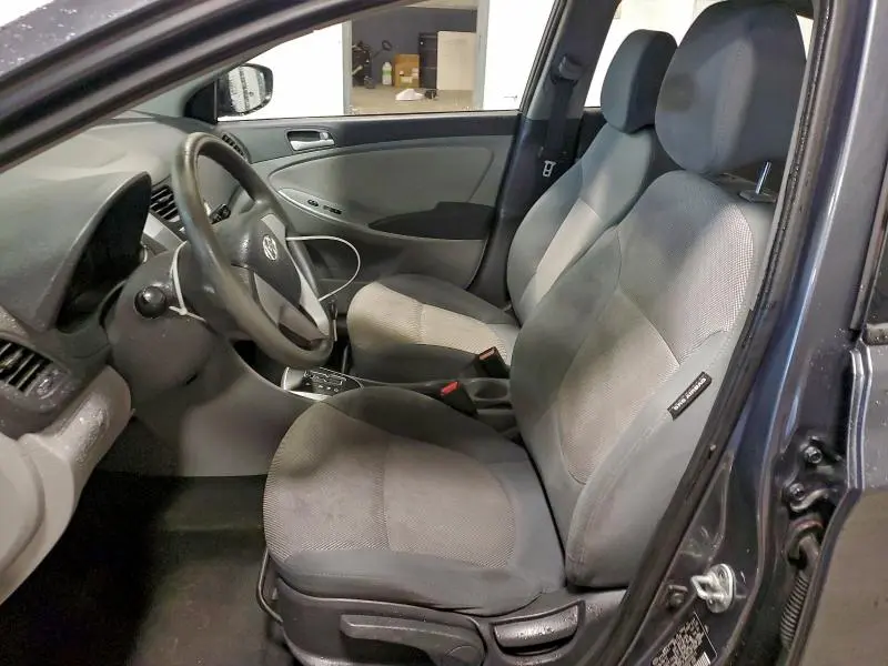 2013 HYUNDAI ACCENT GLS  