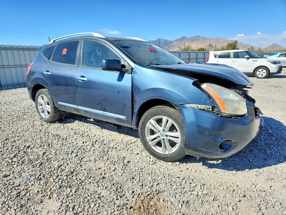 2012 NISSAN ROGUE S  