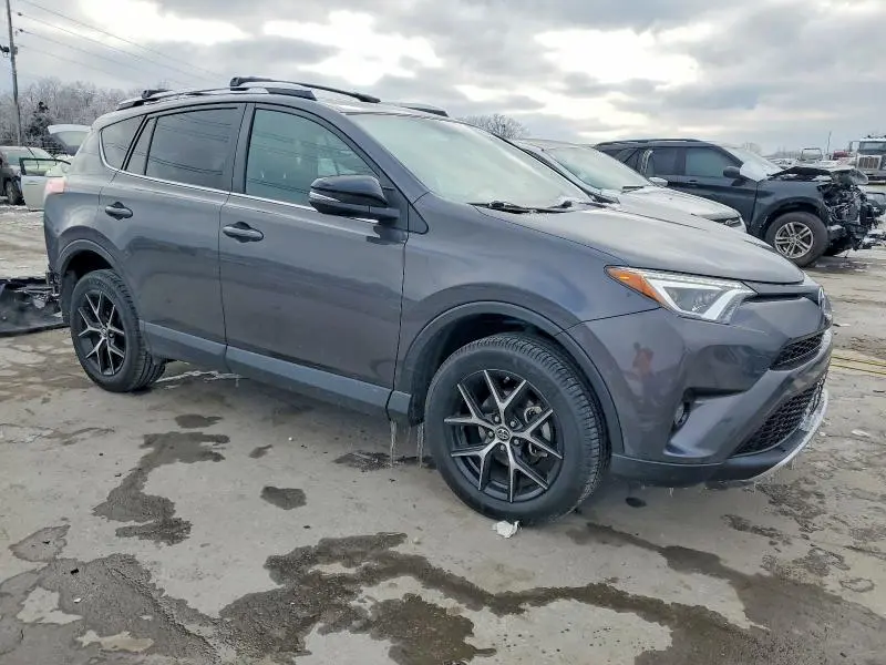 2016 TOYOTA RAV4 SE  
