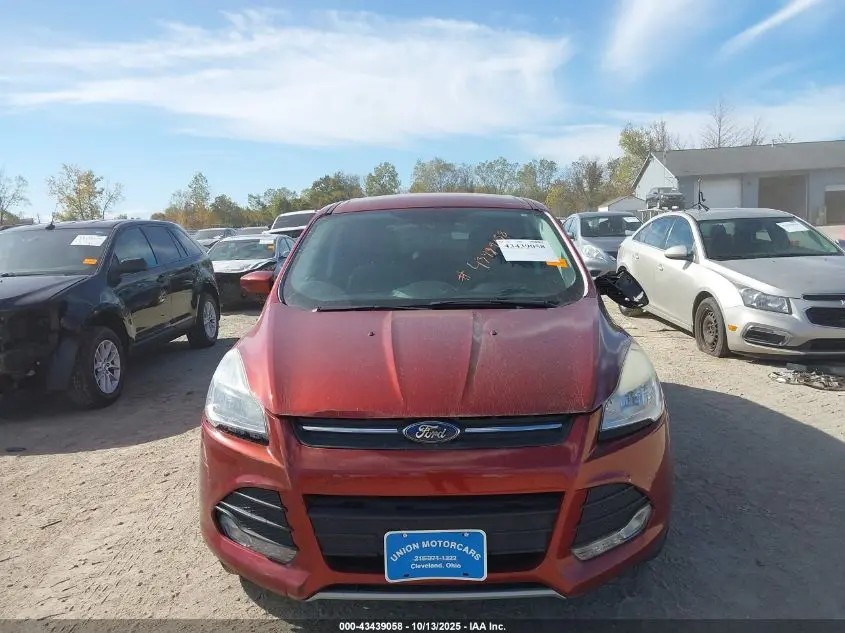 2015 FORD ESCAPE SE