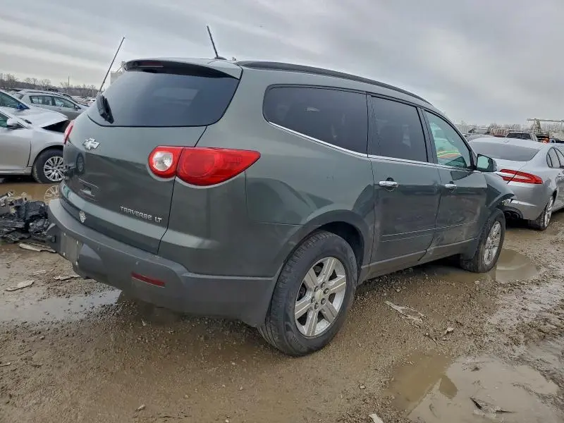 2011 CHEVROLET TRAVERSE LT  
