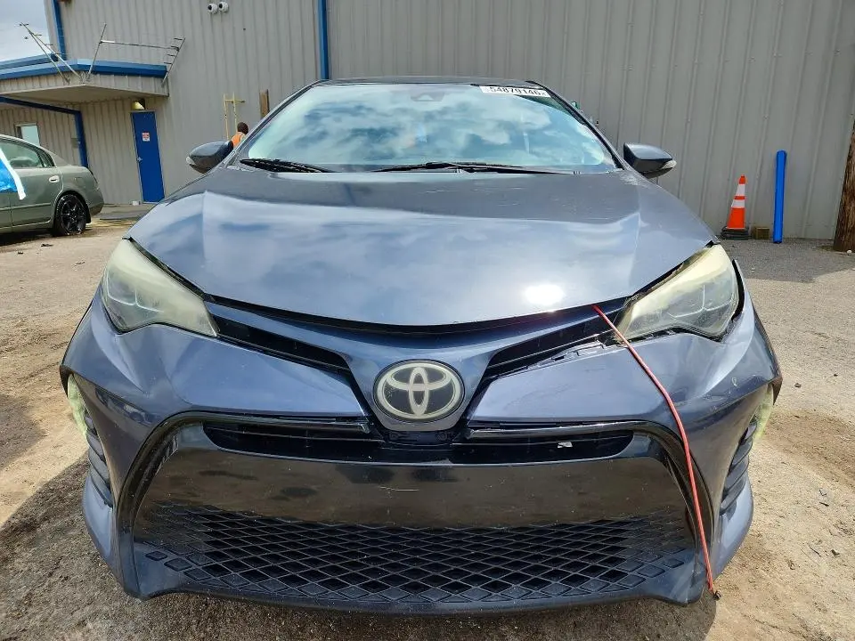 2017 TOYOTA COROLLA SE  