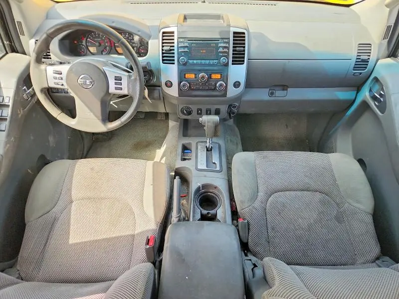 2013 NISSAN FRONTIER S  