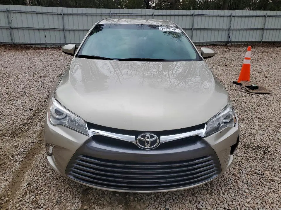 2015 TOYOTA CAMRY LE  