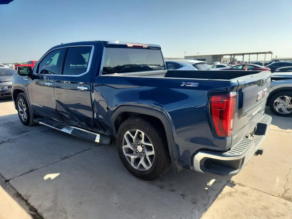 2022 GMC SIERRA K1500 SLT  