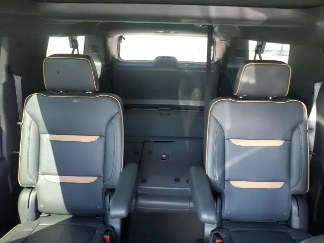 2024 GMC YUKON XL K1500 AT4  