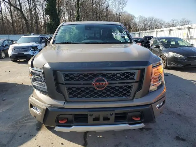 2024 NISSAN TITAN PRO-4X  