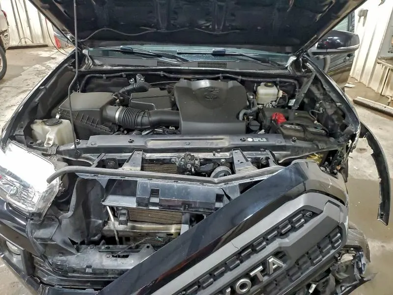 2018 TOYOTA TACOMA DOUBLE CAB  