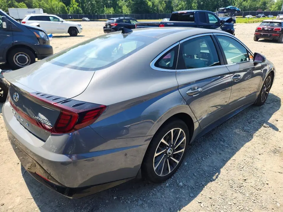 2022 HYUNDAI SONATA LIMITED  