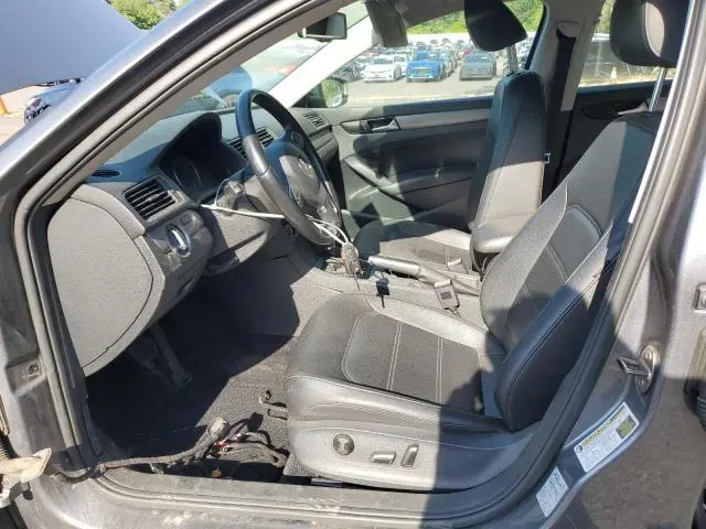 2014 VOLKSWAGEN PASSAT SE  