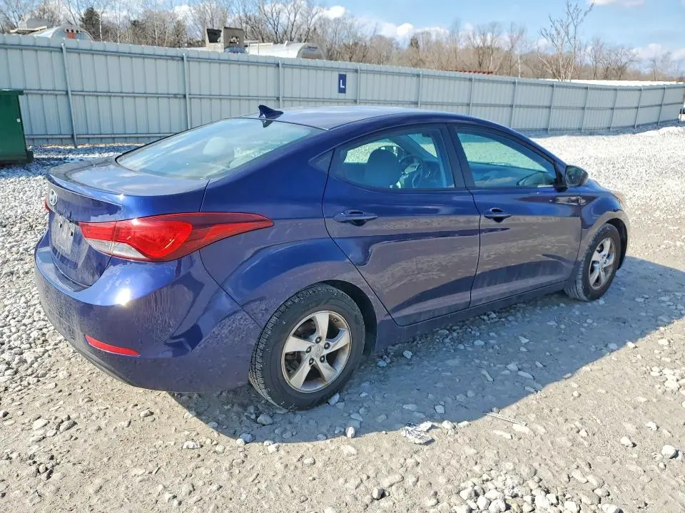 2014 HYUNDAI ELANTRA SE  