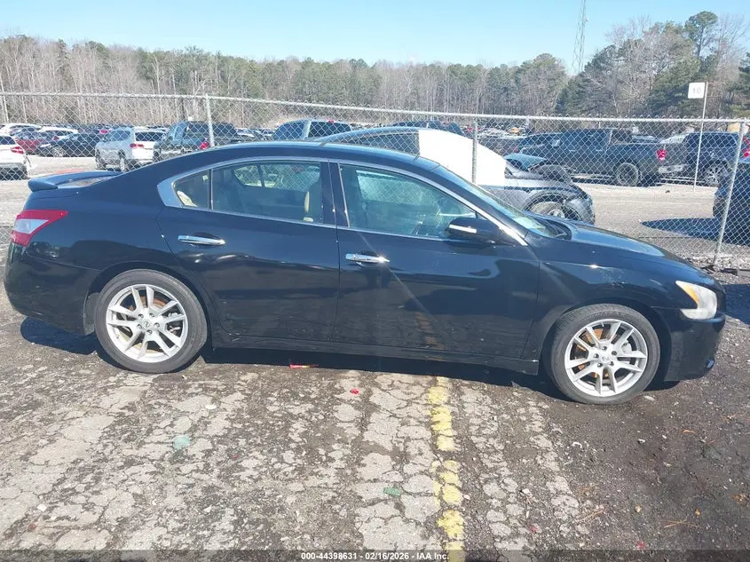 2010 NISSAN MAXIMA 3.5 SV