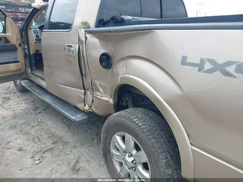 2013 FORD F-150 LARIAT