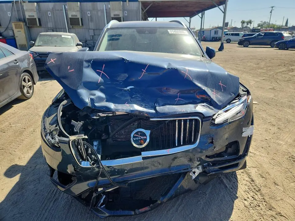 2020 VOLVO XC90 T5 MOMENTUM  