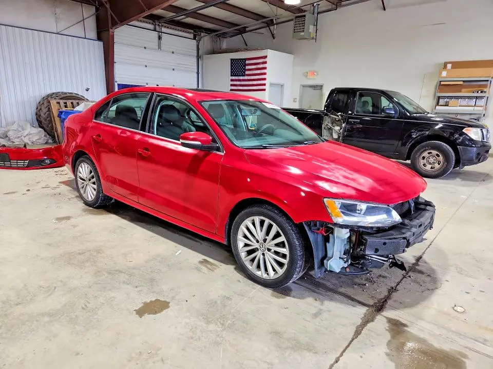 2011 VOLKSWAGEN JETTA SEL  