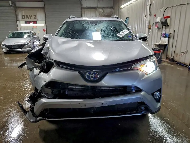 2017 TOYOTA RAV4 HV LE  