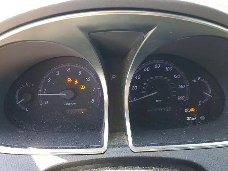 2011 TOYOTA AVALON BASE  