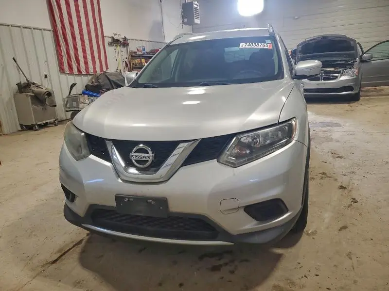 2014 NISSAN ROGUE S  