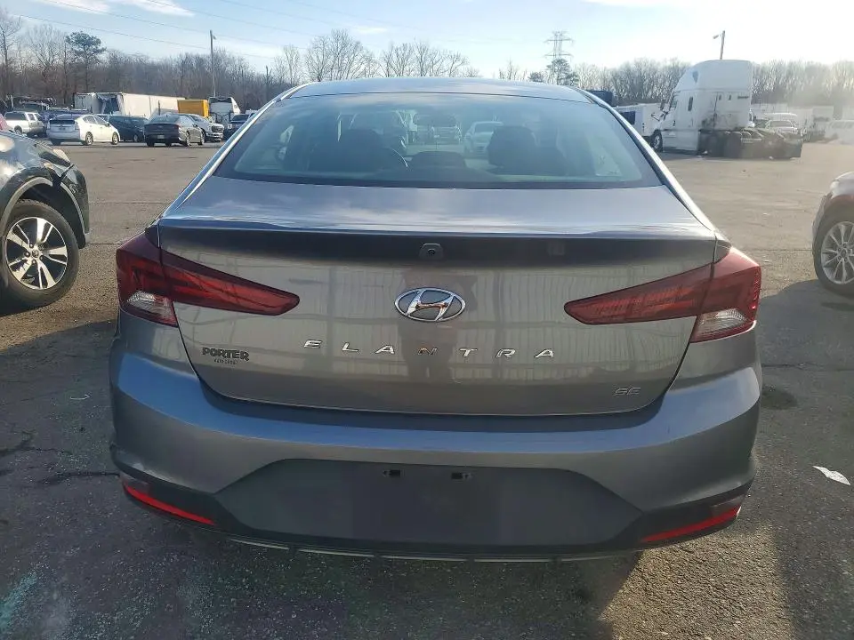 2019 HYUNDAI ELANTRA 4D   