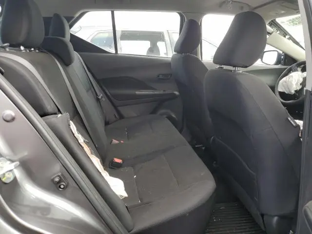 2024 NISSAN KICKS S  