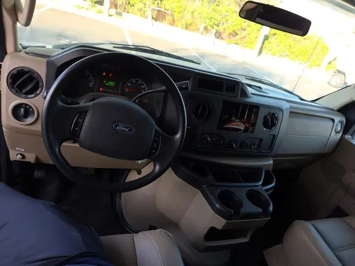 2019 FORD ECONOLINE E450 SUPER DUTY CUTAWAY VAN  