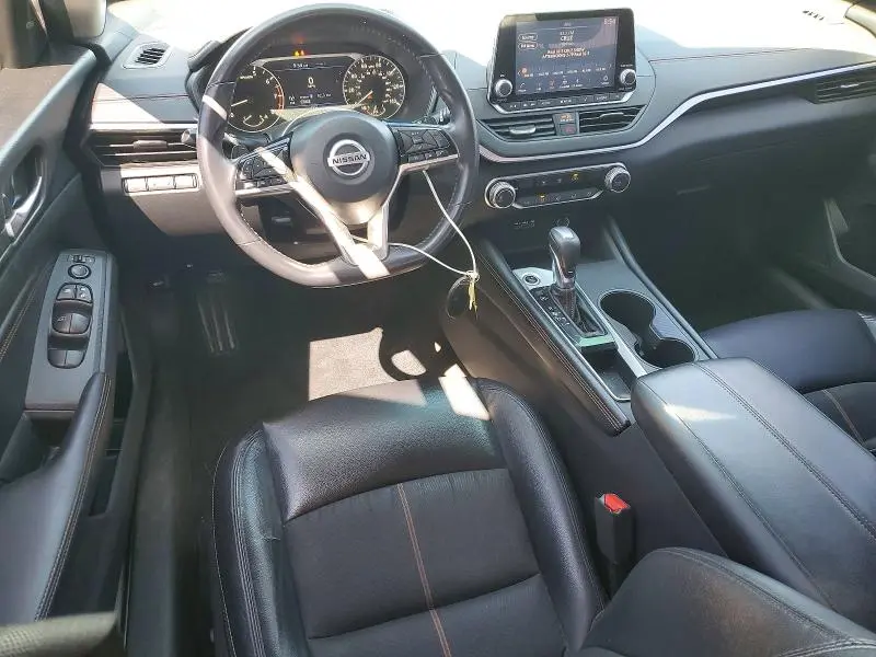 2020 NISSAN ALTIMA SR  
