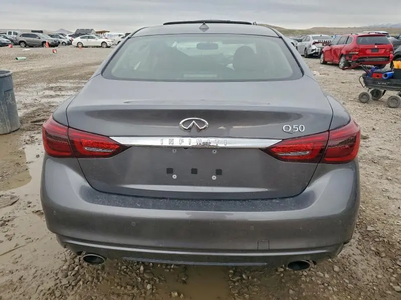 2021 INFINITI Q50 LUXE  