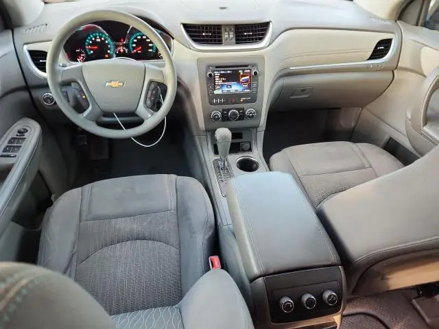 2014 CHEVROLET TRAVERSE LS  
