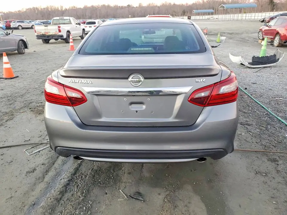 2018 NISSAN ALTIMA SR  