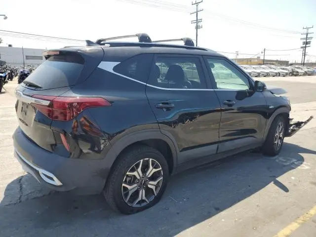 2022 KIA SELTOS EX  