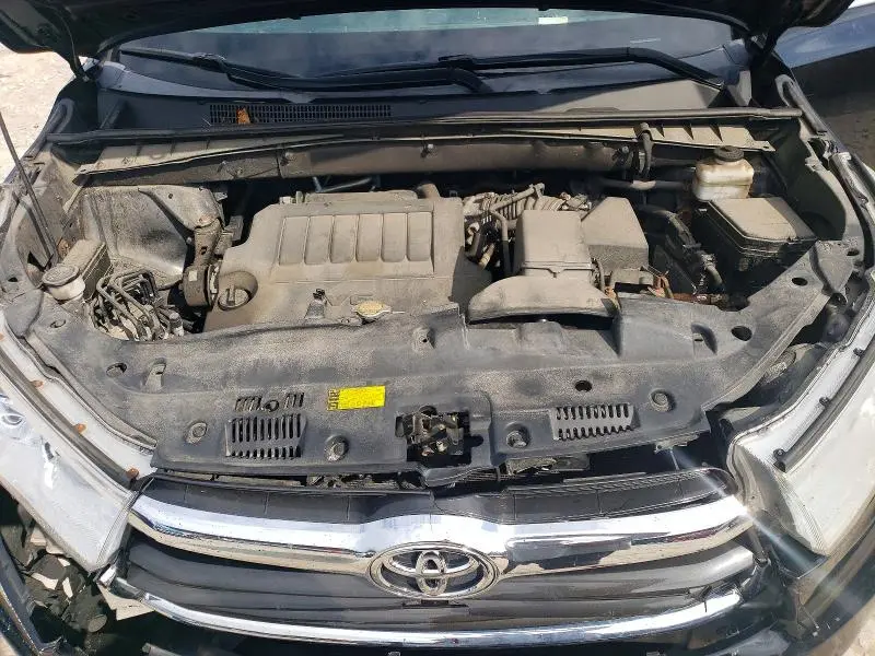 2014 TOYOTA HIGHLANDER XLE  