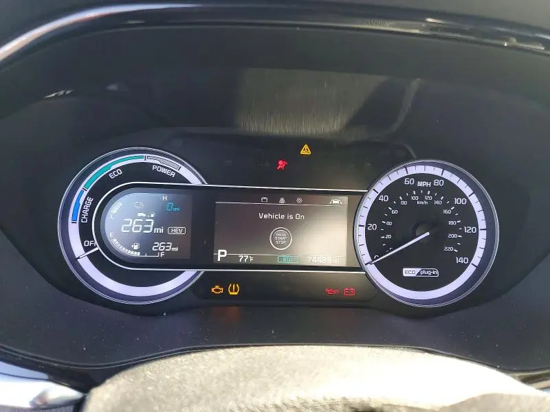 2022 KIA NIRO LXS  