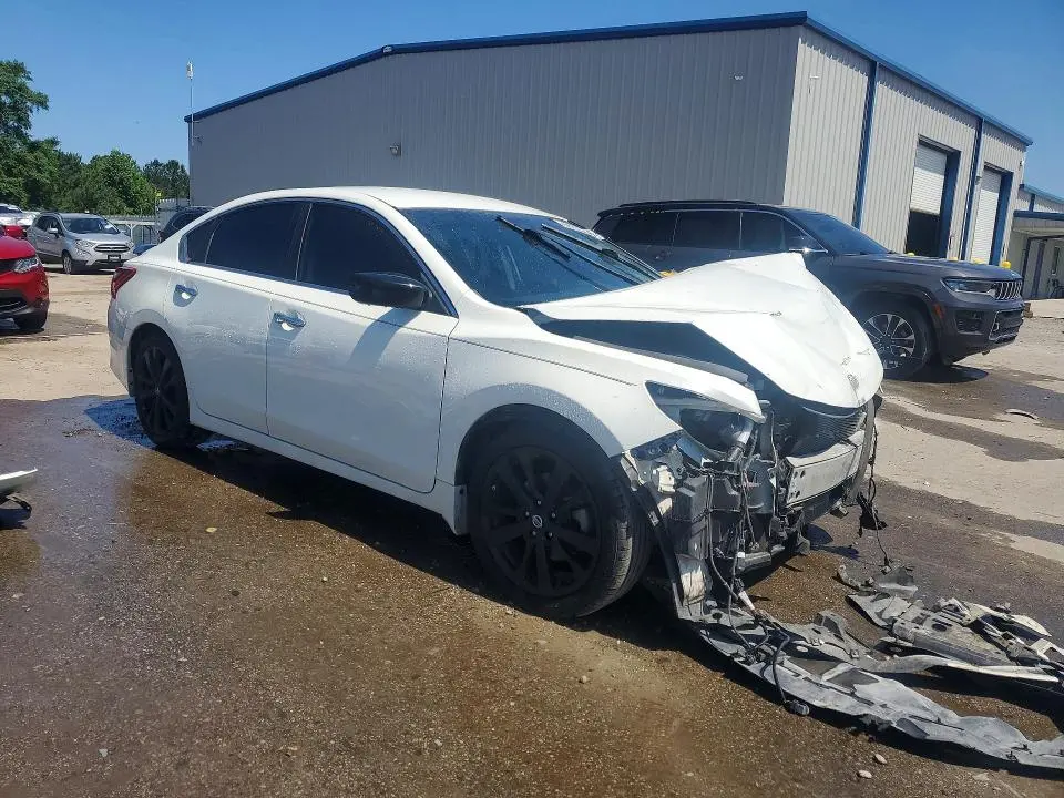 2018 NISSAN ALTIMA 2.5 SR  