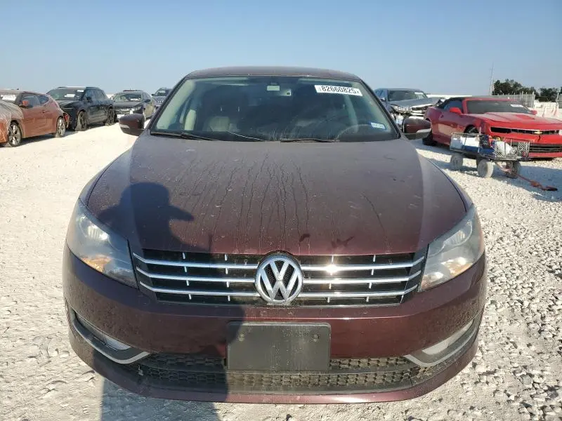 2013 VOLKSWAGEN PASSAT SEL