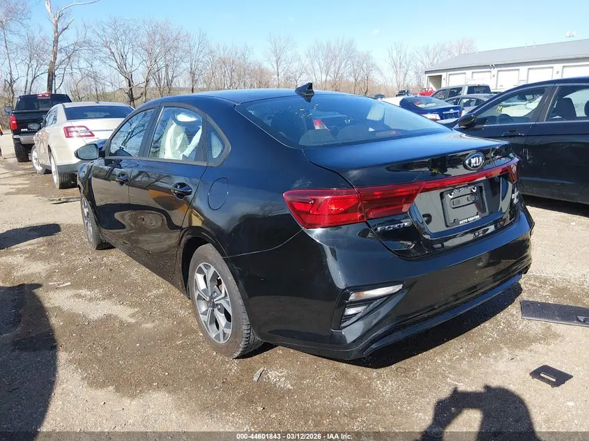 2021 KIA FORTE LXS