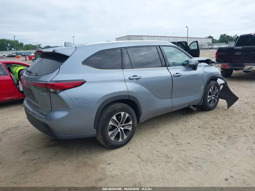 2021 TOYOTA HIGHLANDER HYBRID XLE